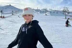 谷爱凌【中国女子自由式滑雪运动员】 – 人物百科