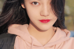 孙珍妮【中国内地女歌手、演员，女子演唱团体SNH48 Team HII、Color Girls成员】 – 人物百科