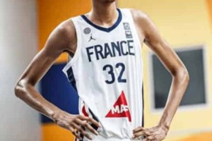 维克托·文班亚马【法国职业篮球运动员，司职大前锋、中锋】 – 人物百科