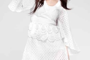 戴佩妮【华语流行乐创作女歌手、词曲创作者、音乐制作人、作家、MV导演】 – 人物百科