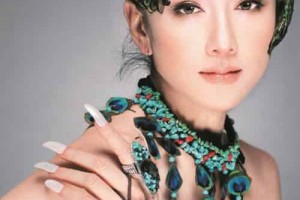 杨丽萍【中国著名舞蹈艺术家、国家一级演员】 – 人物百科