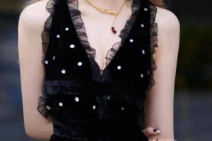 陈卓璇【中国内地流行乐女歌手、影视演员，女子演唱组合前超级女团、前硬糖少女303成员】 – 人物百科