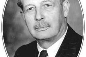 哈罗德·麦克米伦【第44任英国首相，保守党成员，教育家、作家】 – 人物百科