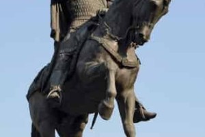 尤里·多尔戈鲁基纪念碑，尤里·多尔戈鲁基伏特加 菊江历史网