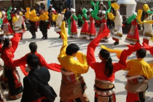 藏历年庆祝活动有多久，都有哪些传统风俗_民俗文化 菊江历史网