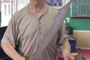 李海生【中国香港男演员、邵氏龙虎武师、武术指导】 – 人物百科