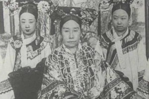 慈禧与军机大臣打麻将，她为何能赢50万两银子？_后宫秘史 菊江历史网