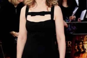 安-玛莉·杜芙【英国女演员】 – 人物百科