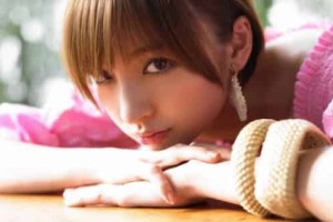 篠田麻里子【日本女模特、歌手】 – 人物百科