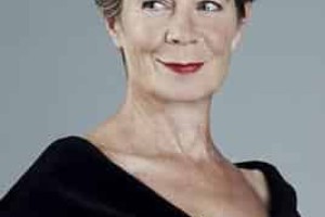 西莉亚·伊姆瑞【英国影视女演员】 – 人物百科