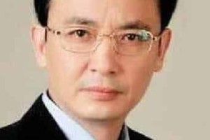 侯长荣【中国内地男演员，国家一级演员，扬剧金派传人】 – 人物百科