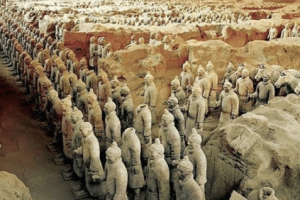 朱元璋临终下令38名妃嫔殉葬，为什么张美人幸免了？_帝王野史 菊江历史网