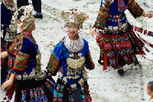 地域差异明显的苗族服装 苗族服饰文化_民俗文化 菊江历史网