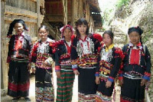 德昂族服饰有什么特色？德昂族服饰文化简介_民俗文化 菊江历史网