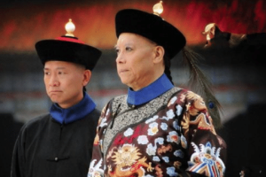 陈炬被父亲净身送入宫，他是怎么成为最受欢迎的太监的？_稗官野史 菊江历史网